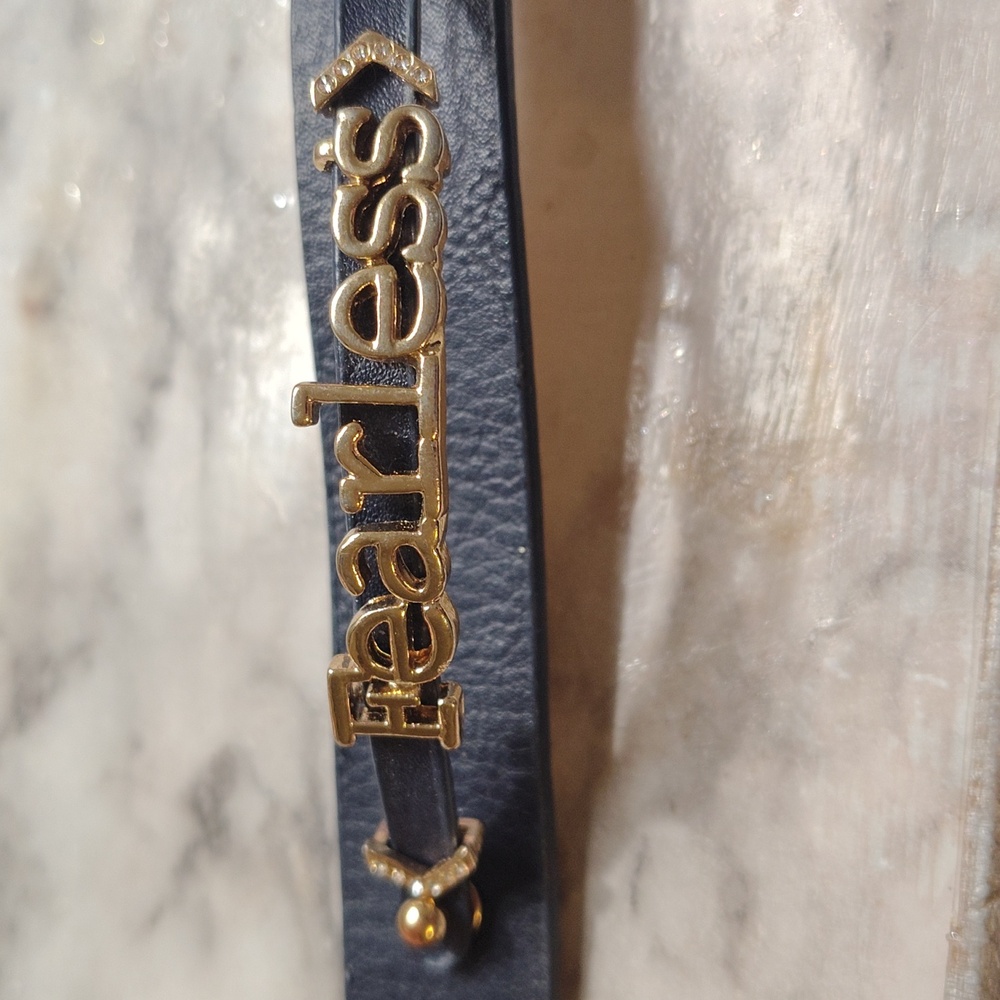 Bracelet